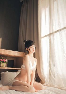 蜜桃av在线播放_欧美成人在线
